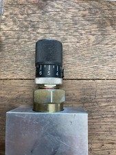 HYDRAULIC  VALVE  FLOW CONTROL