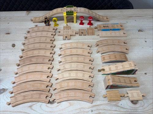 Thomas wooden railway track - wooden,