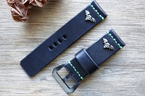 Exclusive black leather strap - exclusive,
