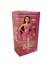 Barbie Deluxe Style Doll With
