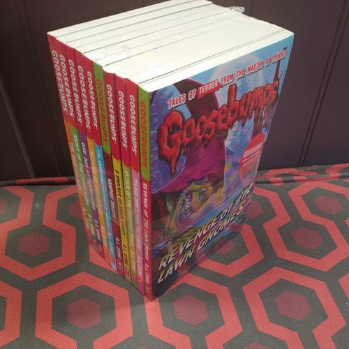 Goosebumps paperback books - goosebumps, job