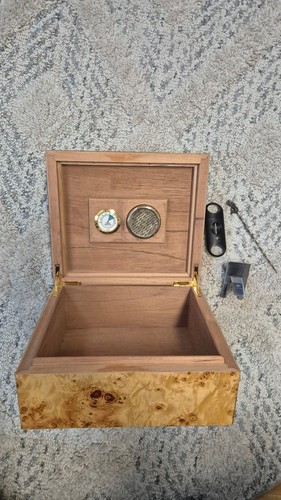 Humidor burl wood for approx - for,