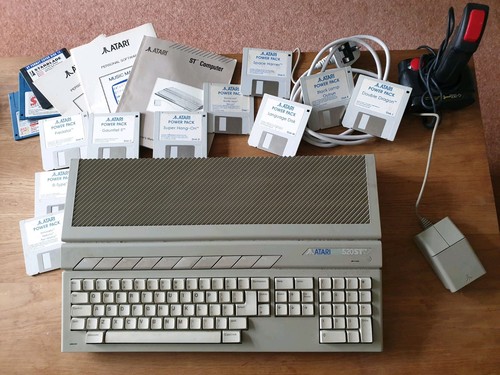 Atari 520 stfm computer - atari,