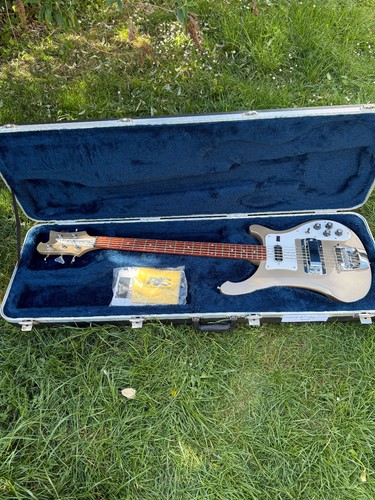 Rickenbacker bass guitar - rickenbacker,