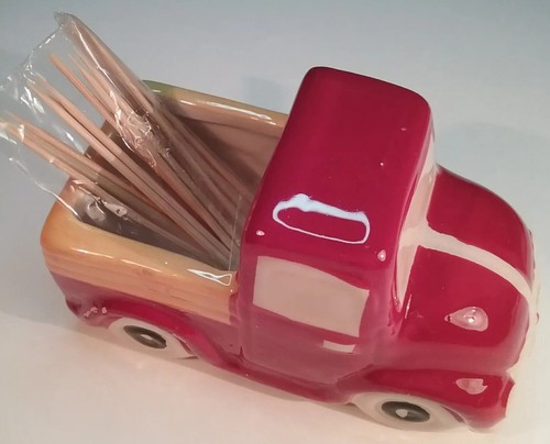 Toothpick holder pickup truck - toothpick,