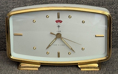 Vintage white gold polaris - white, mcm