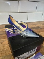 just the right shoe Comet