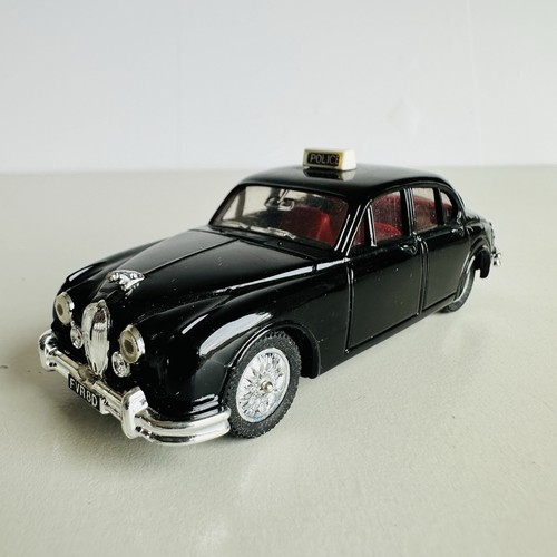 Corgi toys scale black - 1:43,