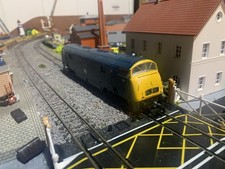 Mainline Class 42 Warship