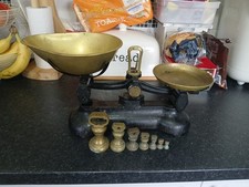 VINTAGE BLACK LIBRA CAST IRON SCALES FULL SET  OF BRASS BELL WEIGHTS LOVELY