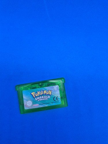Pokémon emerald version - emerald,