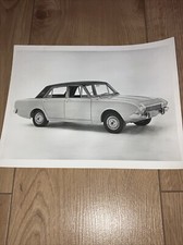 Ford Corsair 2000E model