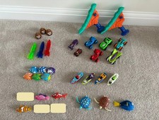 Zuru Robo Alive Boat Fish Dory Flashing Torpedo Hot Wheels Splashdown Bath Toy