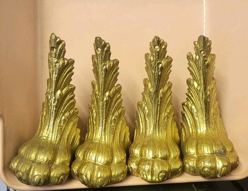 Brass claw feet - 4,