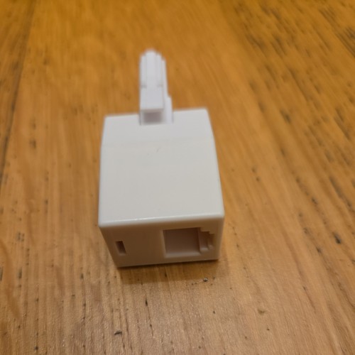 Rj11 plug adaptor - bt,