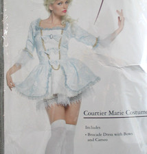 HALLOWEEN COSTUME COURTIER