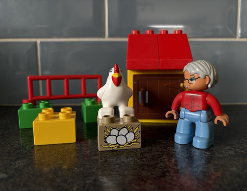 Lego duplo chicken coop - lego,