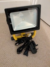 Portable LED Work Light with