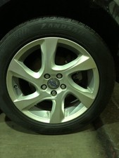 Volvo v40 cross country - , 17