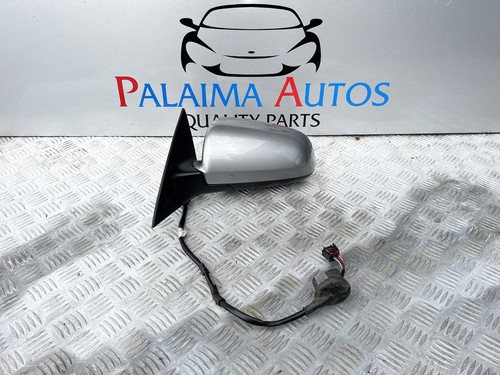 Audi 2005 wing mirror - audi, c6