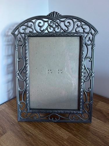 Metal photo frame free - metal,
