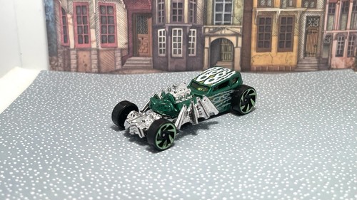 Hot wheels street creeper - hot,