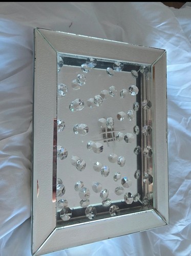 Mirrored glass with floating - mirrored,