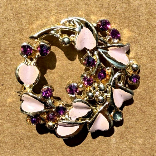 Vintage floral brooch