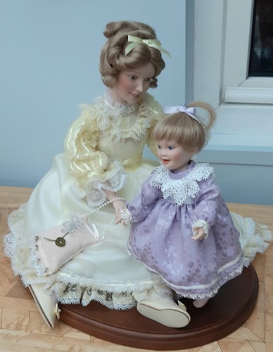 Danbury mint vtg mother and - mint,