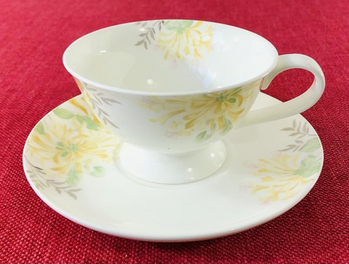 Laura ashley honeysuckle - laura,