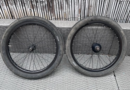 United supreme bmx wheel - united,