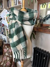 Zara Eur M checked large scarf shawl wrap green cream soft warm length 72in