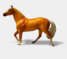 Breyer Stablemates The Smart