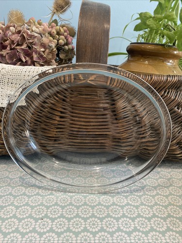Pyrex glass oval dish - 10”,