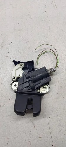 Audi 8ec tailgate lock - audi, b7