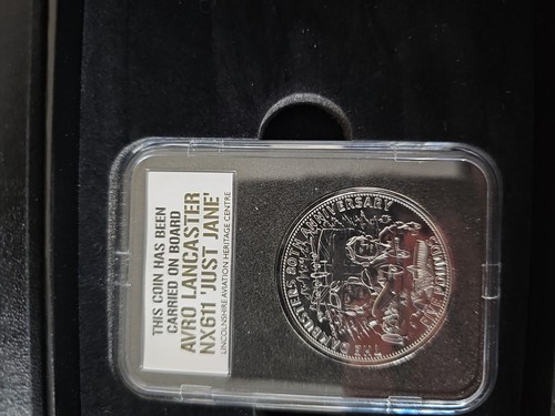 Coin uncirculated - £5,