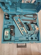 Makita GN900 1st Fix Gas Nail