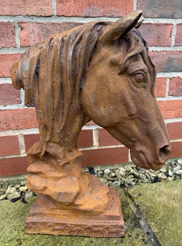 Horse head bust sculpture - horse,