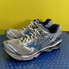 Mizuno Wave Creation 11