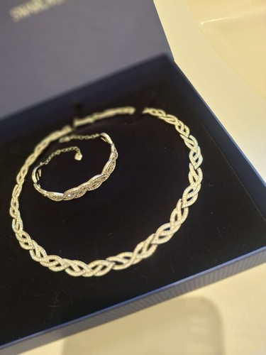 Genuine swarovski choker - genuine,
