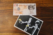 Banksy Cut and Run Glasgow, Original signed tenner + postcard A1 OLD