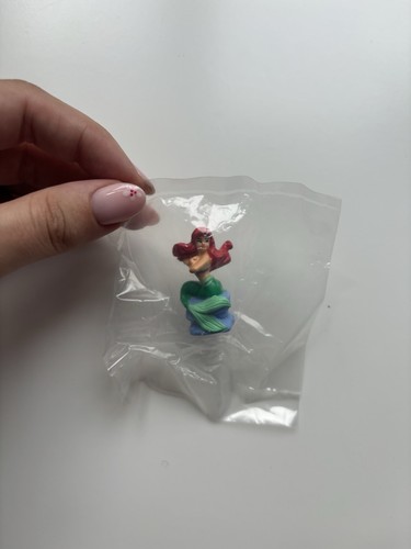 Disney parks collectors packs - parks,