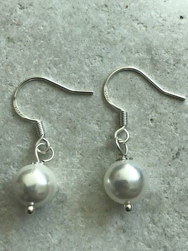 Genuine shell pearls - shell,
