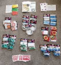 MASSIVE JOB LOT BUNDLE OF MAGIC TRICKS - 90 Magic Tricks