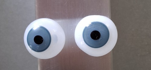 12mm vintage glass blown doll - 12mm,