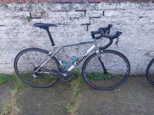 Bmc road bike frame - 52,