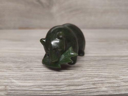 Vintage jade bear - with, fish