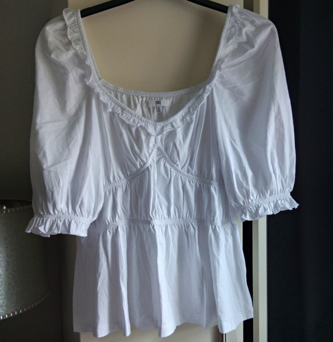 Womens white solid square neck - square,