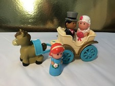 ELC Happyland wedding set