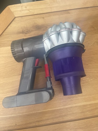 Dyson cordless vacuum - ,